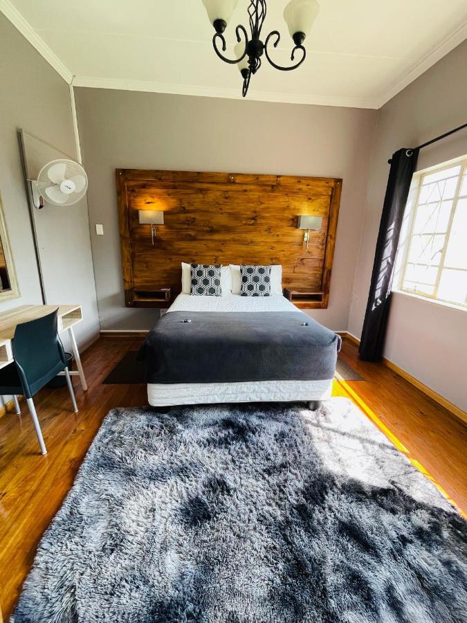 Hotel Madeira Bed à Queenstown Extérieur photo